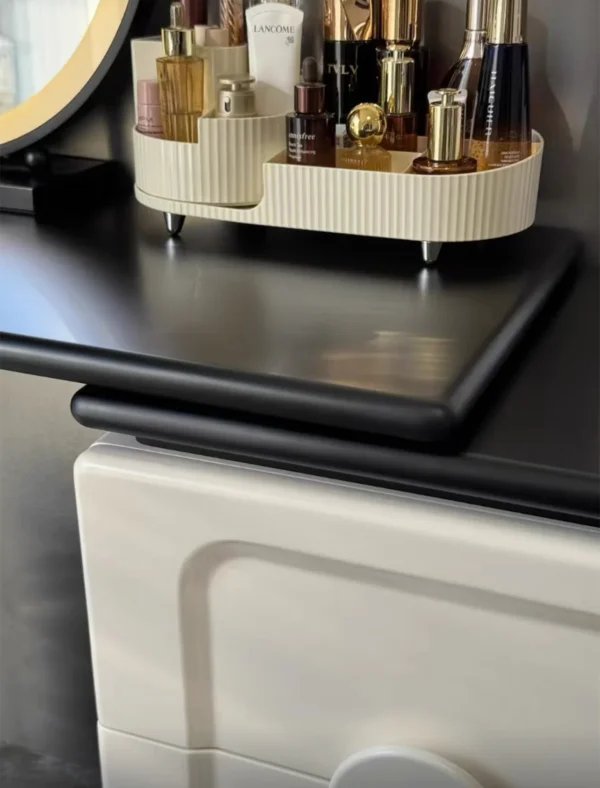 Marvelous Eclipse Vanity Set