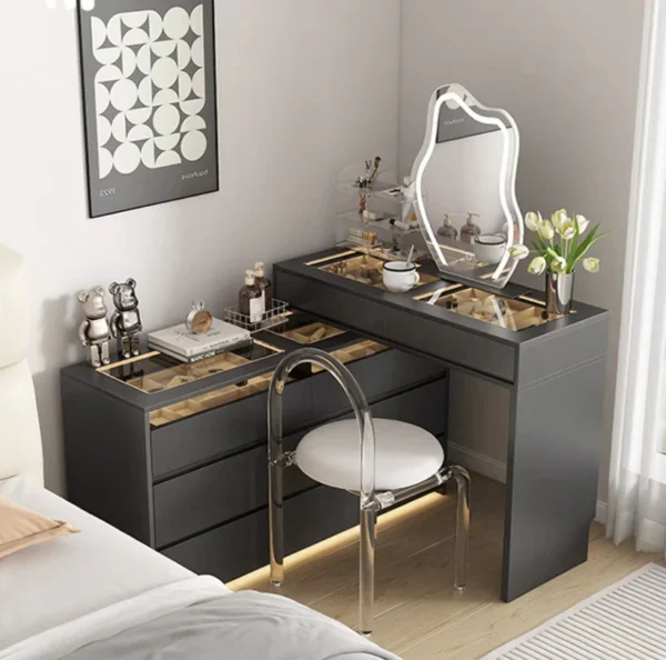 Decadent Geometric Vanity Set: Elevate Your Space with Elegance