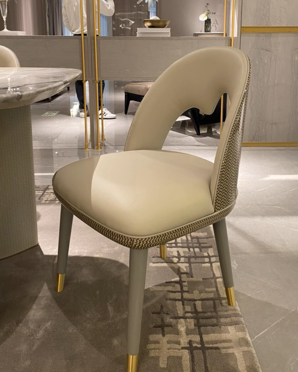 Eleganza Chic Dining Chair
