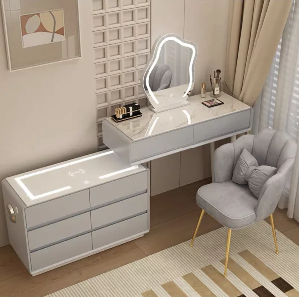 Lumina Luxe Smart Vanity