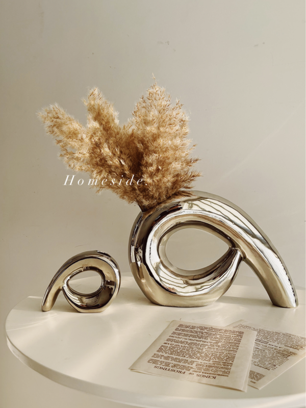 Lunar Gleam Vase