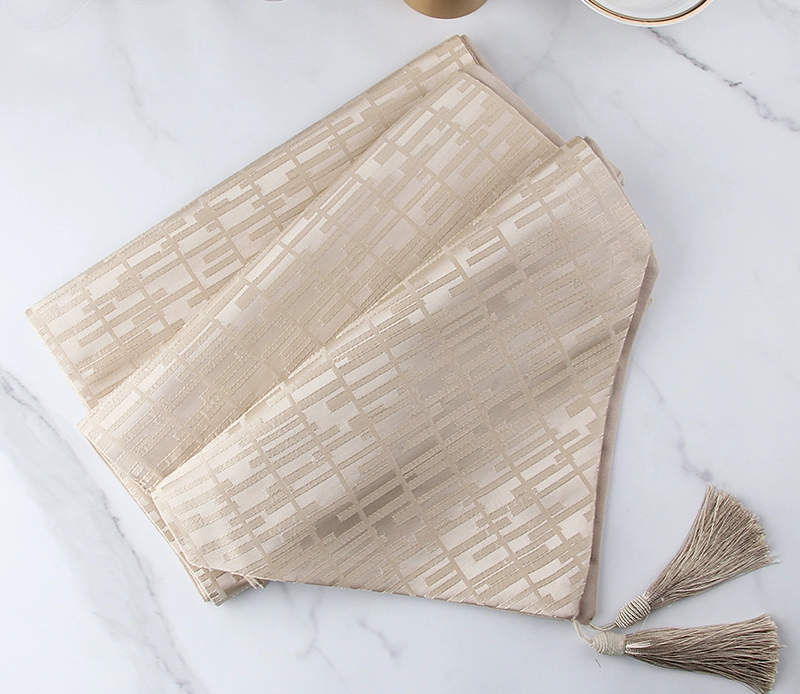 Aureate Elegance Dinner Plate