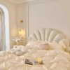 The Elegant Shell Bed