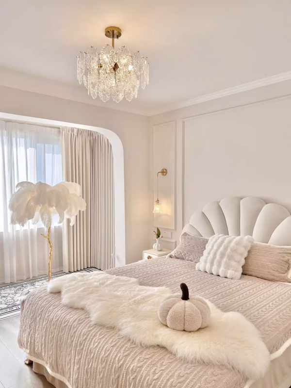 The Elegant Shell Bed