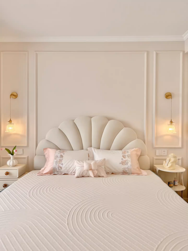 The Elegant Shell Bed - Image 5