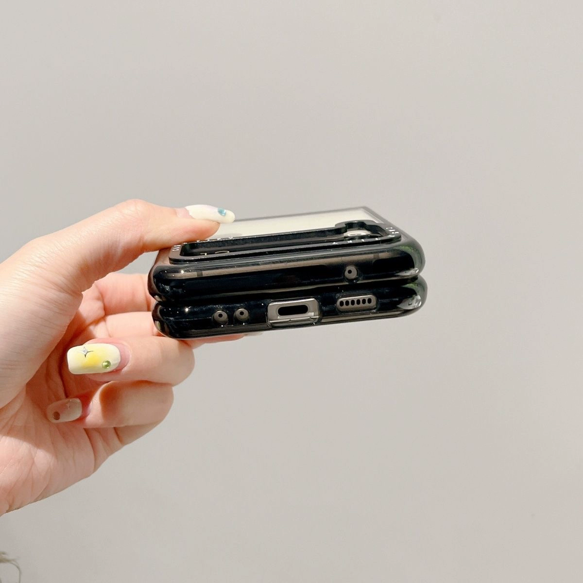 Custom Mirror Magnetic Transparent Soft Shell Samsung Cases - Image 9