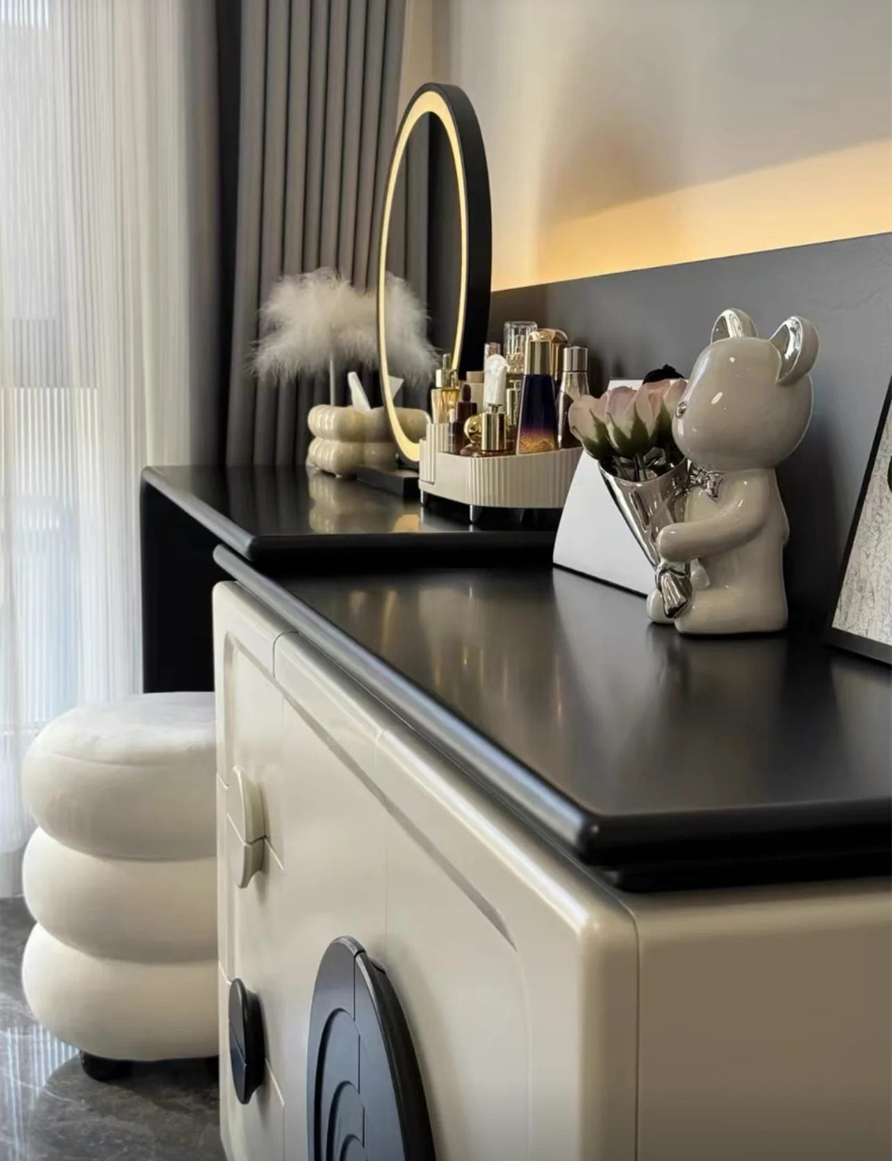 Marvelous Eclipse Vanity Set - Image 8